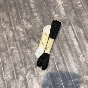 Authentic Gucci Black and White Shoelaces Set